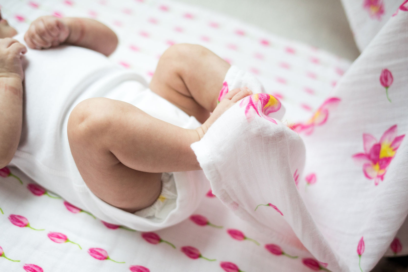 Organic Cotton Breathable Flower Bud Baby Swaddle