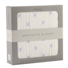Watercolor Star and White Bamboo Muslin Newcastle Blanket