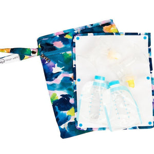 BPA-free Aquarelle Pumparoo Wet & Dry Bag with Staging Mat