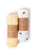 Organic Breathable Soft Cotton Busy Bees Swaddle Set
